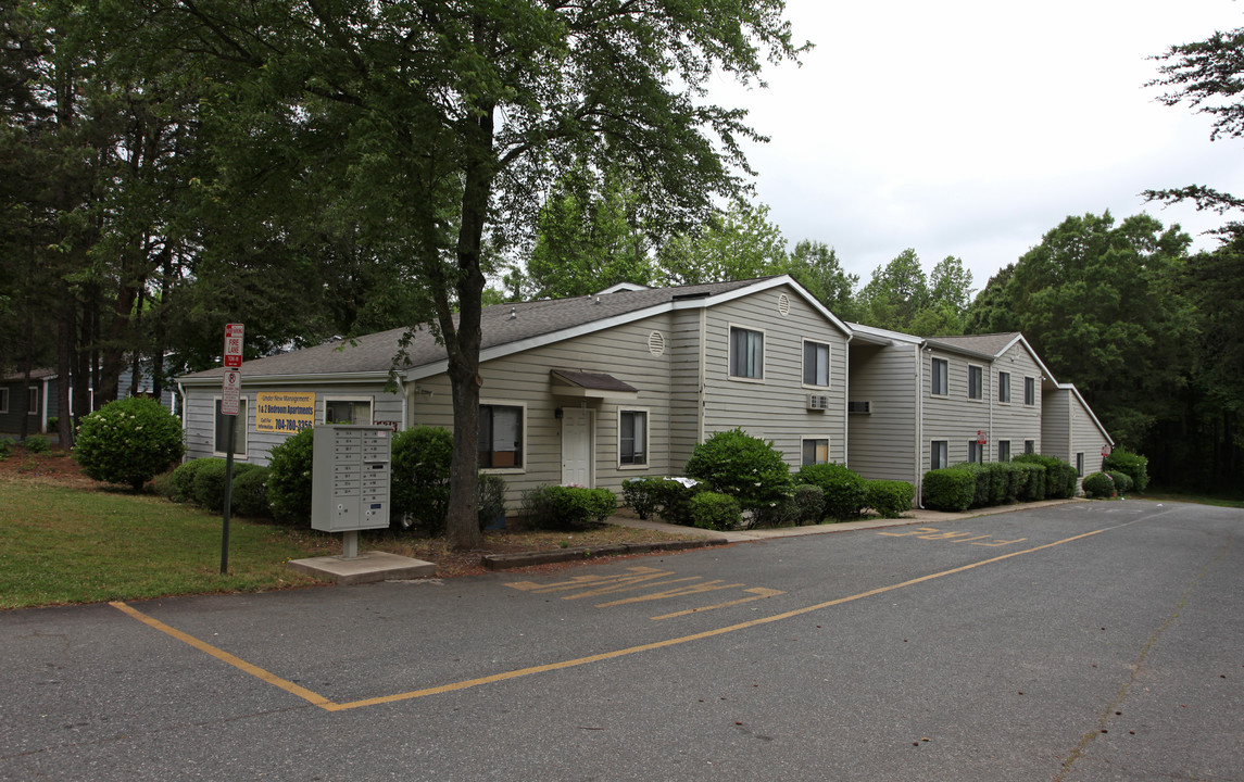 Brightside Apartments in Charlotte, NC - Building Photo