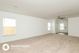 4174 Trail de Paris in New Braunfels, TX - Building Photo - Building Photo