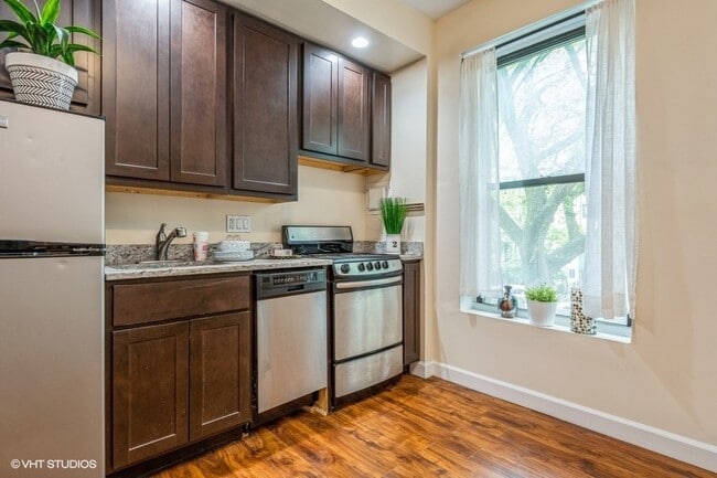 1430 N Dearborn Pkwy in Chicago, IL - Building Photo - Building Photo