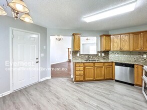 619 Brooks Rd in Dallas, GA - Building Photo - Building Photo