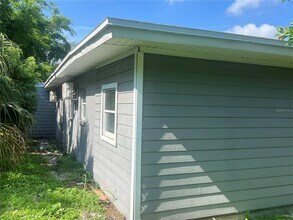 2002 E 33rd Ave in Tampa, FL - Building Photo - Building Photo