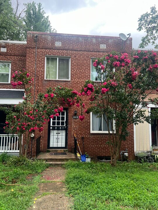 209 Unicorn Pl in Capitol Heights, MD - Building Photo