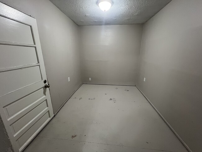 property at 117 Bayview Dr