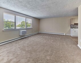 Audubon Arms in Audubon, NJ - Building Photo - Building Photo