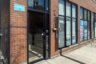 2246-2252 W Chicago Ave in Chicago, IL - Building Photo - Building Photo