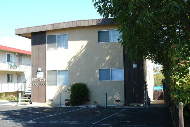 653-659 E I St in Benicia, CA - Foto de edificio - Building Photo