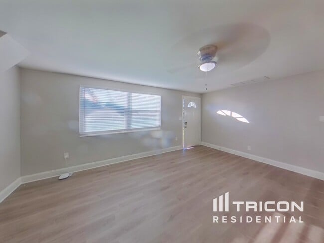 14402 13th St in Dade City, FL - Building Photo - Building Photo