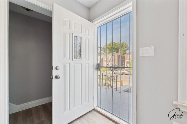 16602 Tracey St in Detroit, MI - Building Photo - Building Photo