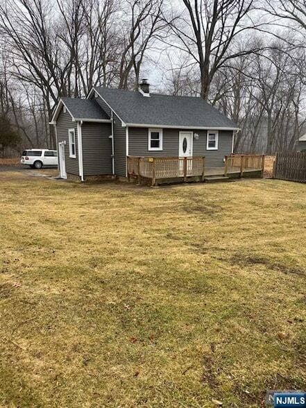 716 Westwood Ave. in River Vale, NJ - Building Photo - Building Photo