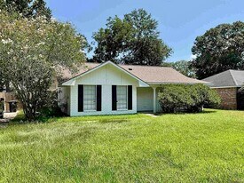 11351 Moultrie Ave in Baton Rouge, LA - Building Photo