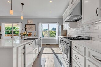6206 Pettus Rd in Nashville, TN - Building Photo - Building Photo