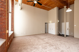 Clocktower and Velvet Mill Apartments in Manchester, CT - Building Photo - Interior Photo