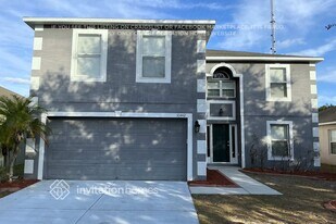 10442 Fly Fishing St in Riverview, FL - Building Photo