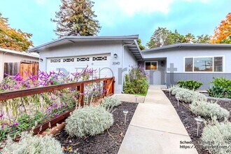 3040 Blane Way in Napa, CA - Building Photo - Building Photo