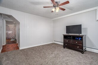 46 Viscoloid Ave in Leominster, MA - Building Photo - Building Photo