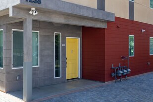 1236-1238 W 37th Plz in Los Angeles, CA - Building Photo