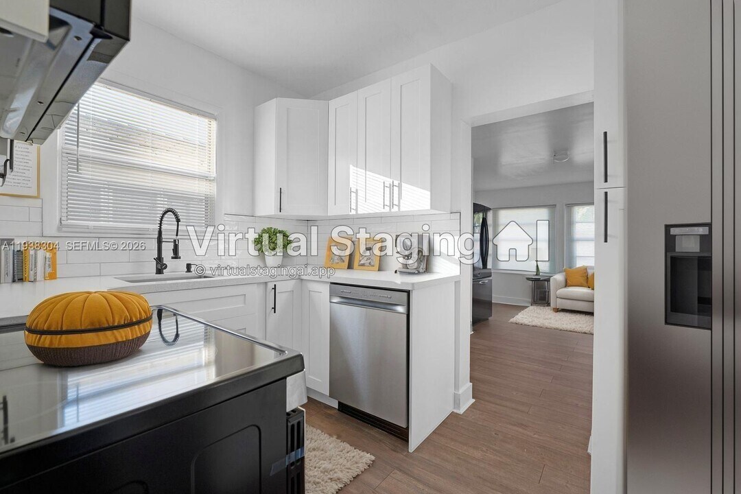 1505 Monroe St in Hollywood, FL - Building Photo