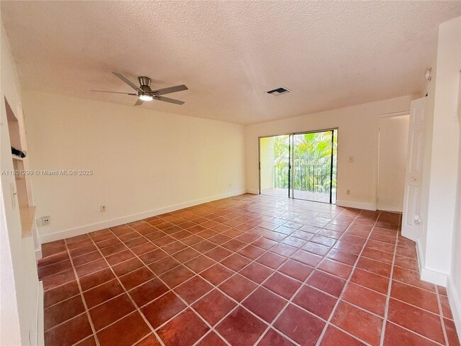 property at 11 Edgewater Dr