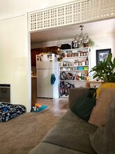 477 Mono St, Unit B upstairs in Mammoth Lakes, CA - Foto de edificio - Building Photo