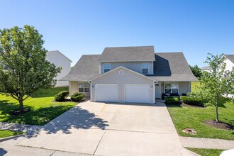 2418 Northampton Dr in Columbia, MO - Building Photo - Building Photo