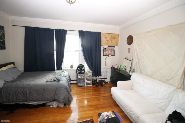 1657 Commonwealth Avenue-Unit -# GNC1 in Boston, MA - Building Photo - Building Photo