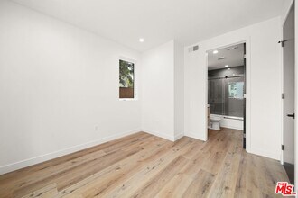1520 Magnolia Ave in Los Angeles, CA - Building Photo - Building Photo