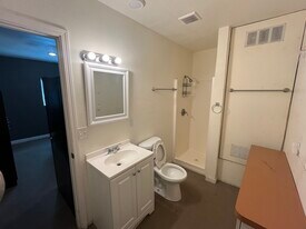 5871 Calvine Rd, Unit 5871 in Sacramento, CA - Building Photo