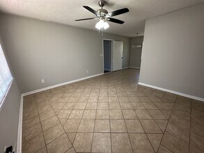 125 Grove Creek Dr in Locust Grove, GA - Building Photo - Building Photo