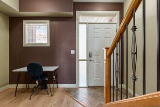 181 Rockyledge View NW in Calgary, AB - Building Photo - Building Photo