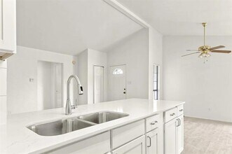 2438 Limestone Dr in Arlington, TX - Building Photo - Building Photo