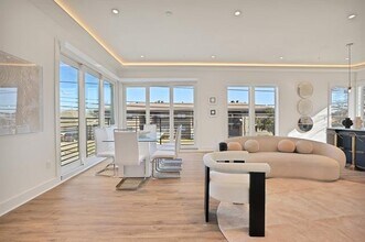 1731 N Fitzhugh Ave in Dallas, TX - Building Photo - Building Photo
