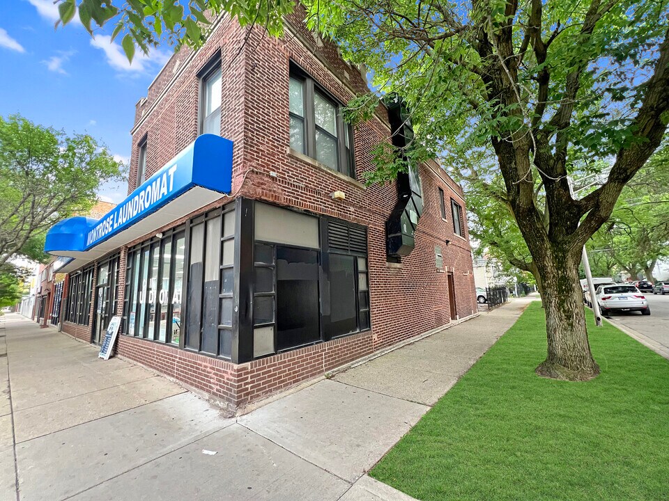 3461 W Montrose Ave in Chicago, IL - Building Photo
