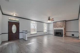 1439 El Camino Village Dr in Houston, TX - Foto de edificio - Building Photo