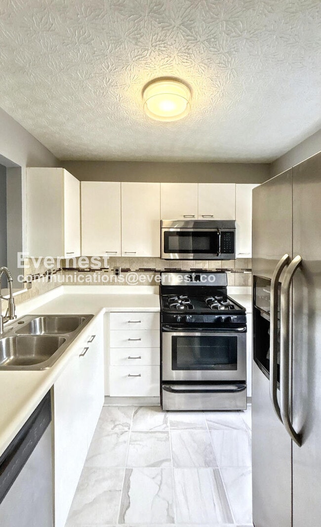 199 Macandrews Way in Columbus, OH - Building Photo - Building Photo