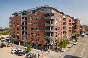 Zi Lofts & Townhomes in Denver, CO - Building Photo