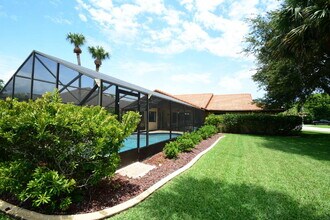 3 Cherokee Ct W in Palm Coast, FL - Building Photo - Building Photo