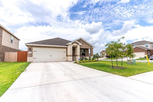 17920 Fairbridge Ln in Manor, TX - Building Photo - Building Photo