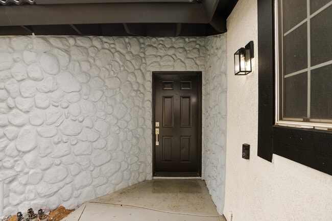 20209 Edmund Rd in Riverside, CA - Building Photo - Building Photo