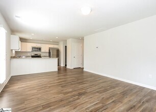 243 Kelly Farm Rd in Moore, SC - Building Photo - Building Photo