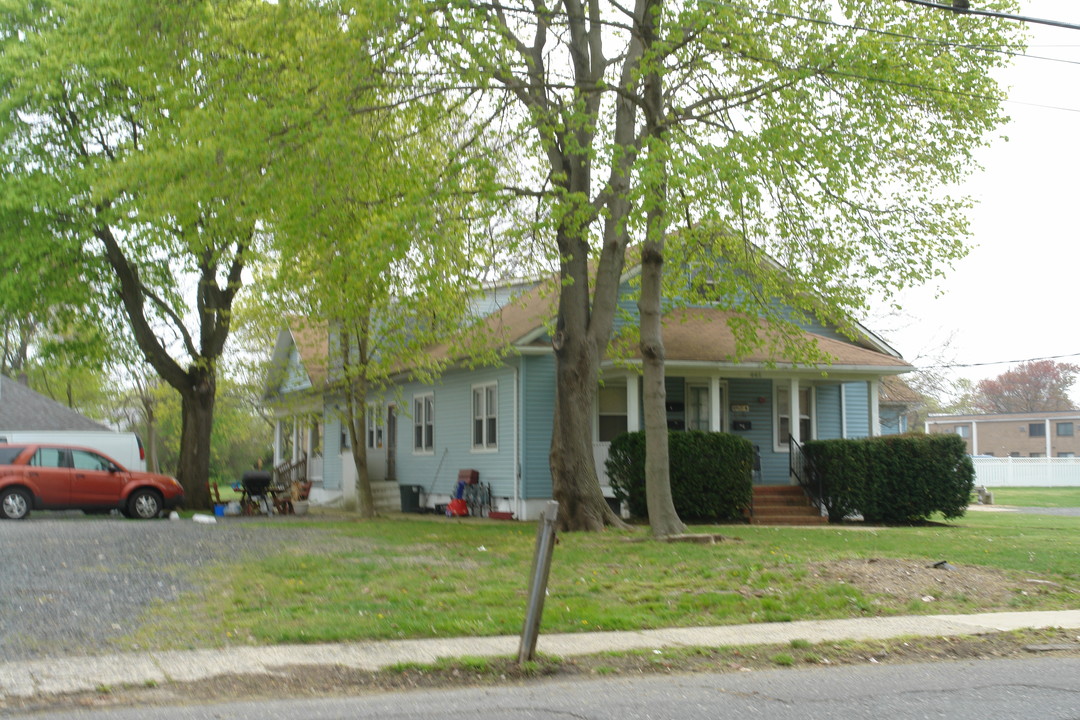 441 Sairs Ave in Long Branch, NJ - Foto de edificio