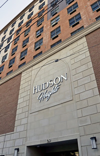 Hudson Heights in Union City, NJ - Foto de edificio - Building Photo