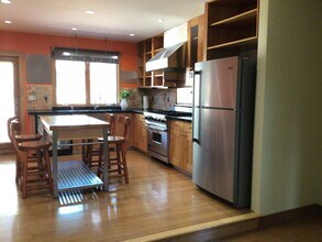 744 Elm St in El Cerrito, CA - Building Photo - Building Photo