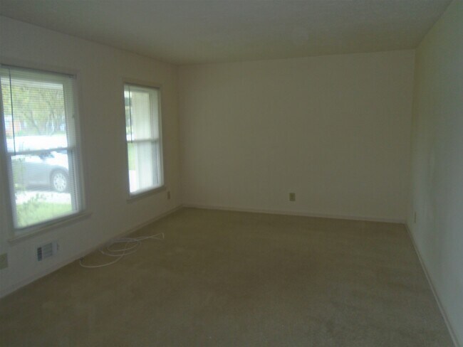 437 Lockridge Ln in Lawrenceville, GA - Building Photo - Building Photo