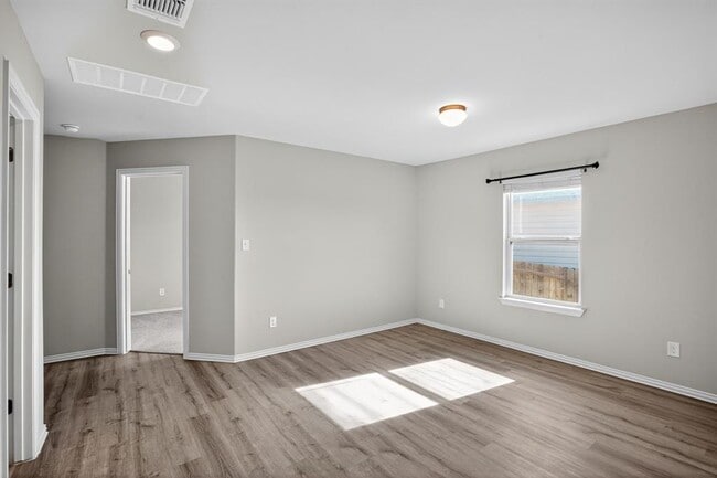 320 Bright Star Ln in Andice, TX - Building Photo - Building Photo