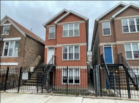 1823 S Fairfield Ave in Chicago, IL - Building Photo