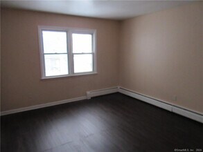164 Cleveland Ave in Bridgeport, CT - Building Photo - Building Photo