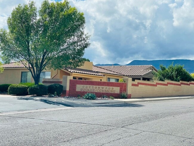 property at 1743 E Parada del Sol