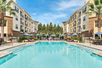 Epic in San Jose, CA - Foto de edificio - Building Photo