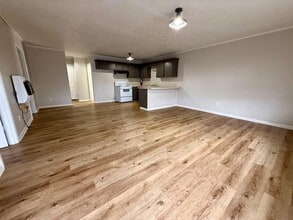 112 Houk Rd in Attalla, AL - Building Photo - Building Photo