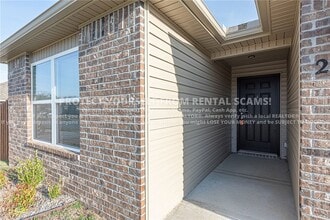 2932 W Obsidian St in Fayetteville, AR - Building Photo - Building Photo